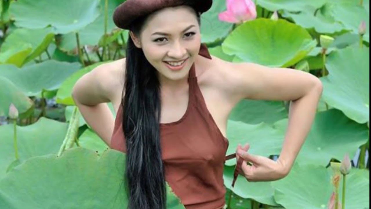 Ảnh khiêu dâm nữ đầy quyến rũ